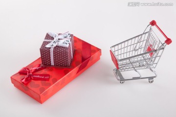 购物车与礼盒