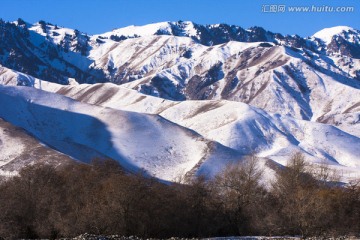 雪山  天山