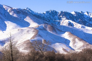 雪山   天山