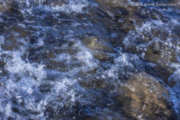 溪流 河流