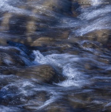 流水 泉水