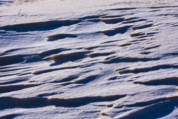 雪层  雪地