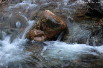 水 溪水 溪流 流水 山泉