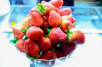 草莓果盘