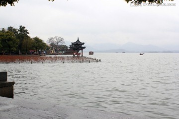 杭州 西湖 雨景