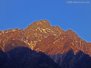 高山晨曦