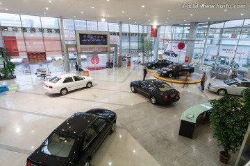 4S店展厅 汽车销售 销售顾问