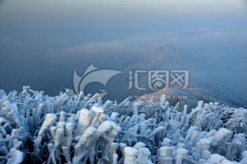 雪山