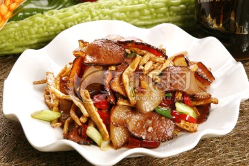 萝卜干炒腊肉
