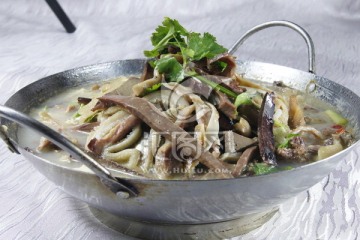 锅仔清汤羊杂