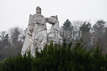 池州齐山岳飞雕像