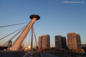 天津赤峰桥 高楼林立