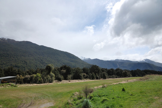 新西兰马卡罗拉山区