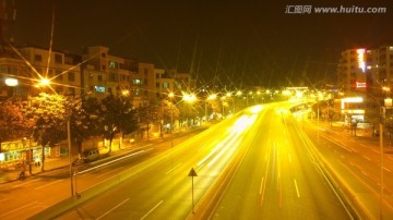 广州 路的夜色