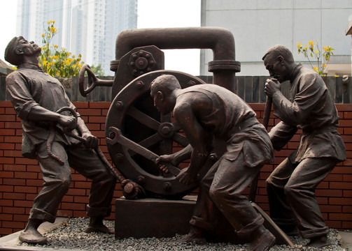 工人雕塑