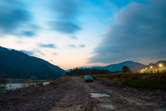 路 道路