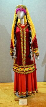 新疆塔吉克族女服