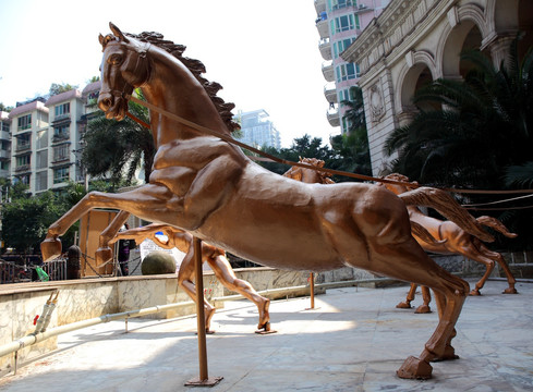 马雕塑