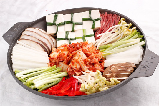 韩式烤什锦蔬菜拼盘食材