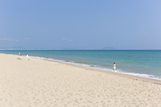 三亚湾海沙滩