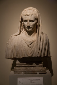 罗马皇帝屋大维半身雕像