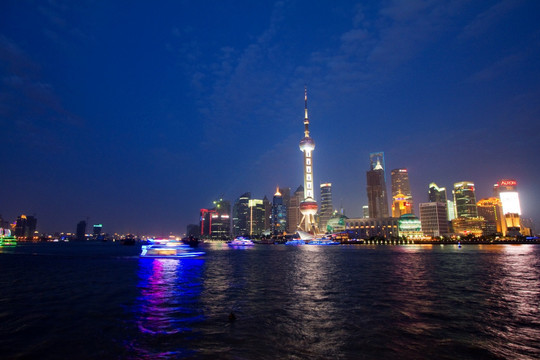 上海 外滩 夜景 浦江 游轮