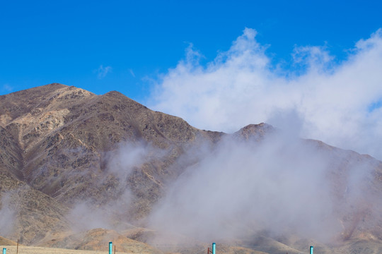 云雾天山