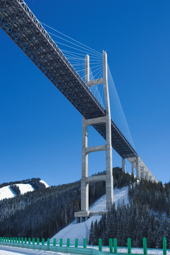 风雪天山 天路