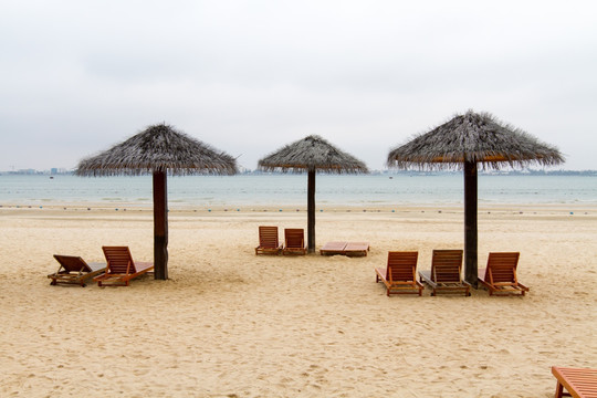 海滨沙滩 休闲躺椅