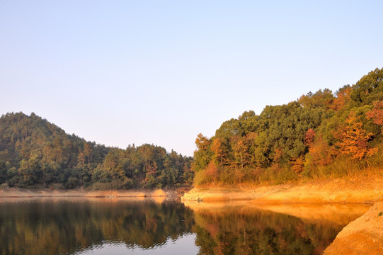 千岛湖 龙川湾 红叶湾 湖泊