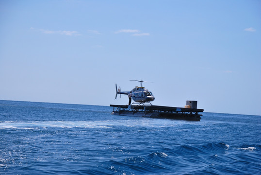 澳大利亚凯恩斯大堡礁直升机