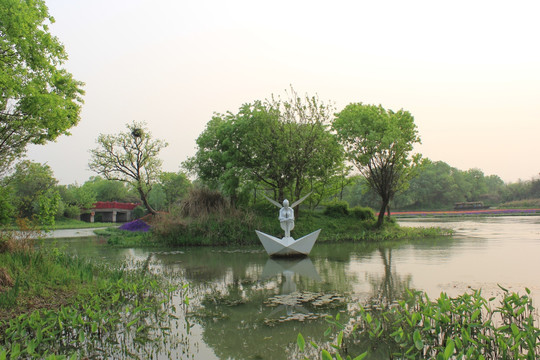 天使雕塑 西溪湿地