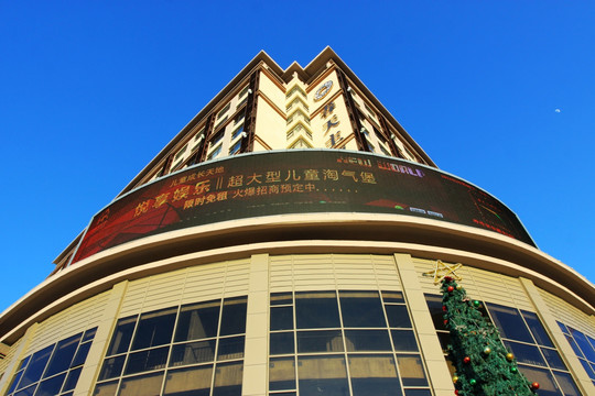 高层建筑一角
