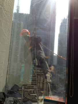 上海 都市 洗楼工 高空作业