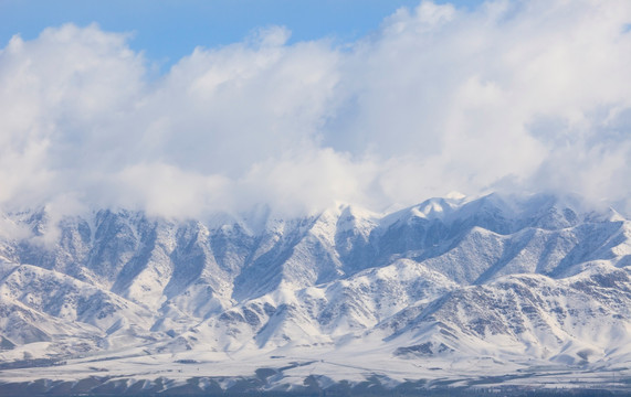 天山