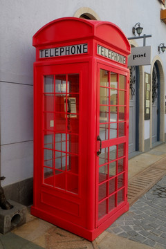 欧美风格红色电话亭