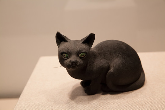 石湾窑黑猫