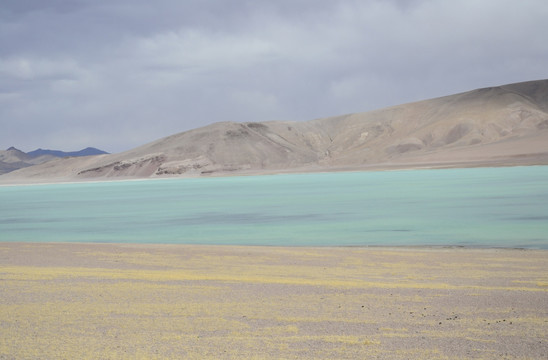 藏北无名湖