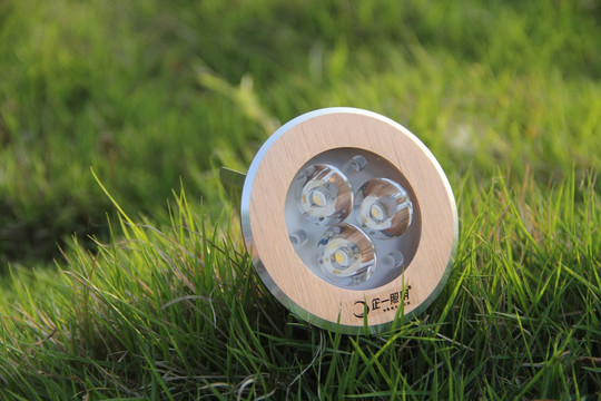 高端 品牌 LED 射灯 摄影