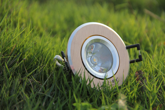 高端 品牌 LED 射灯 摄影