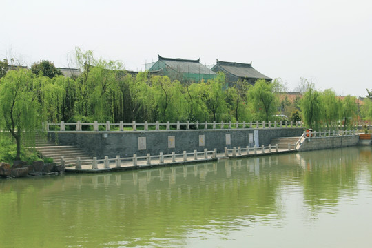 河岸