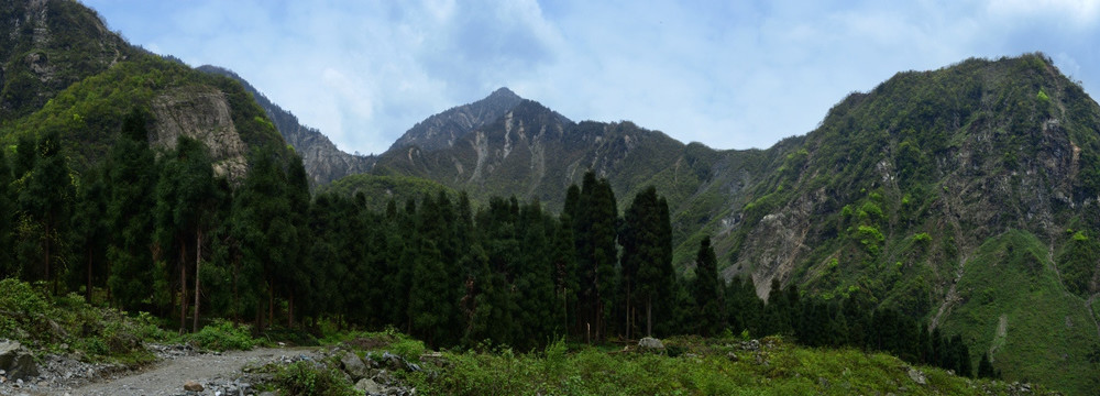 彭州太阳湾原始森林全景图