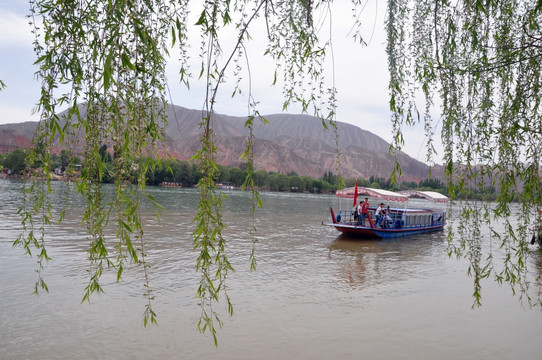刘家峡风光