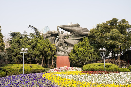 上海黄浦公园雕塑