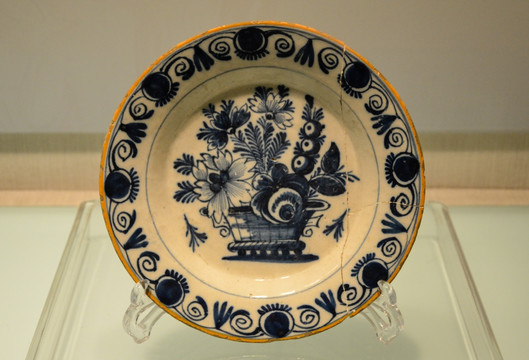 18世纪英国瓷器