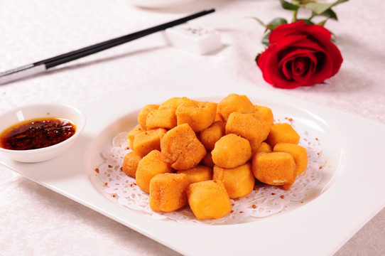 七味椒盐豆腐 家常菜 美食