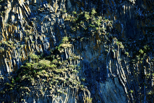 山水岩石画