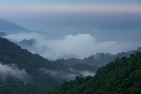 彭州龙门山云雾