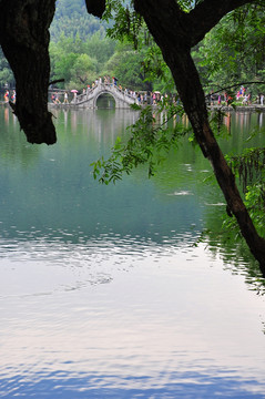 宏村南湖小桥流水