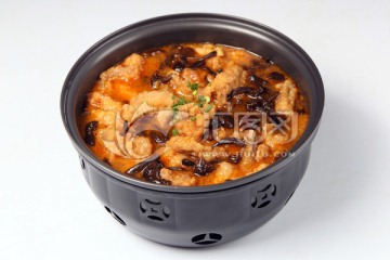 茶树菇炖酥肉